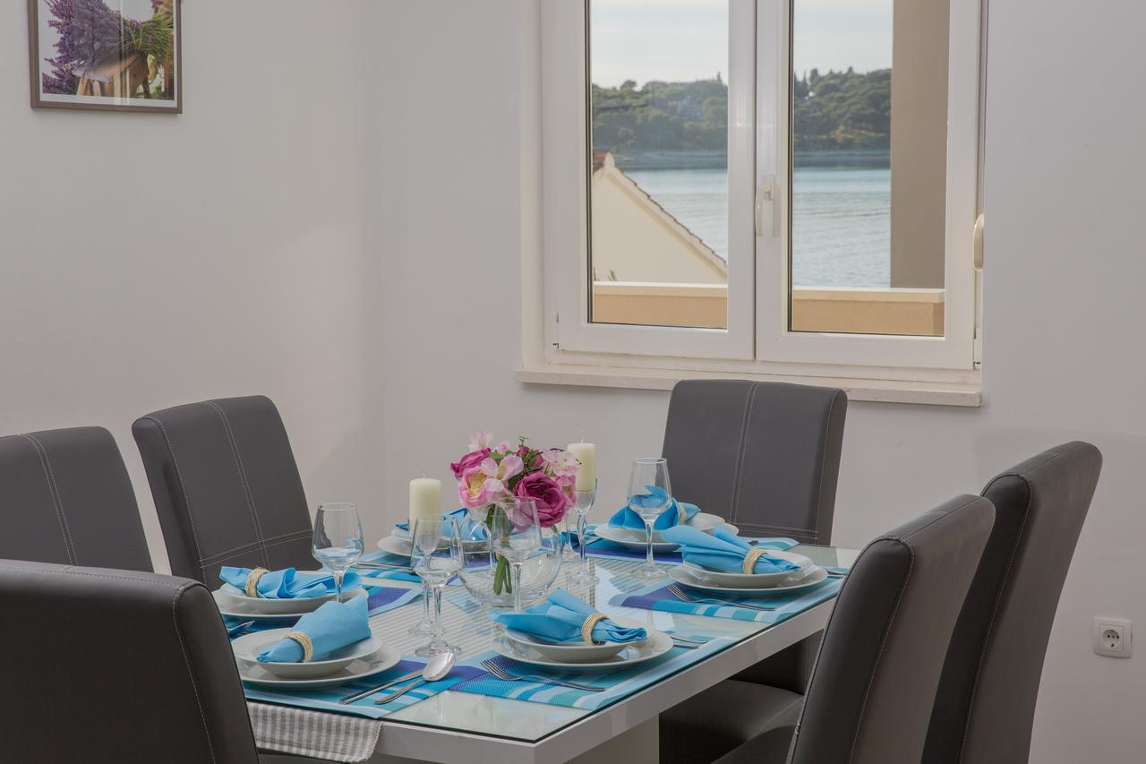 Maiv Residence - Family & Designer Suites Rogoznica  Eksteriør billede