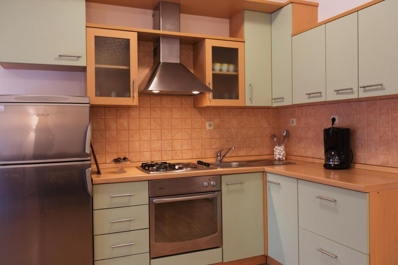 Maiv Residence - Family & Designer Suites Rogoznica  Værelse billede
