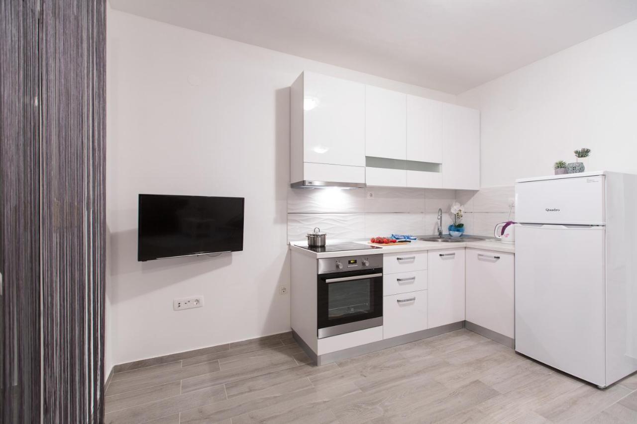 Maiv Residence - Family & Designer Suites Rogoznica  Værelse billede