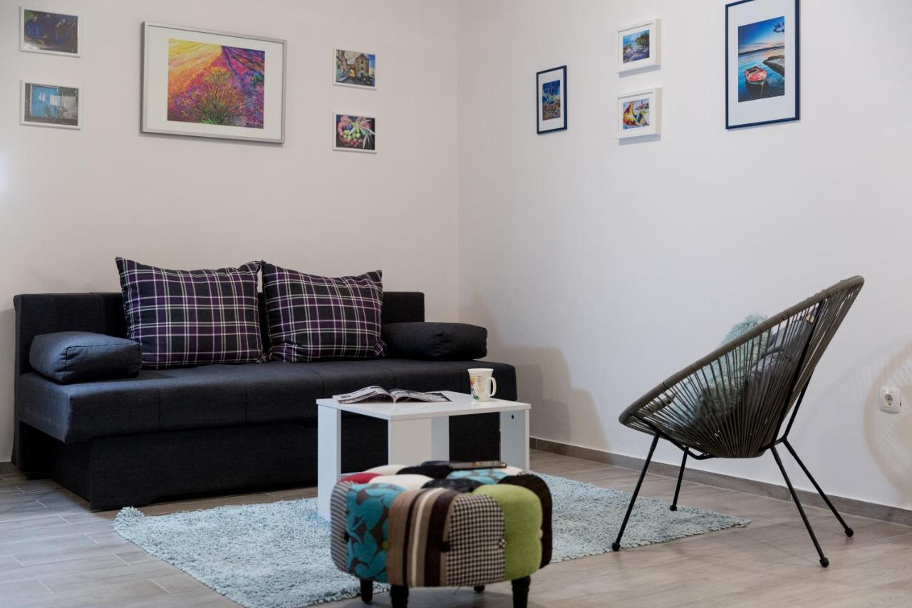 Maiv Residence - Family & Designer Suites Rogoznica  Værelse billede